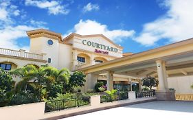 Courtyard By Marriott Boluo